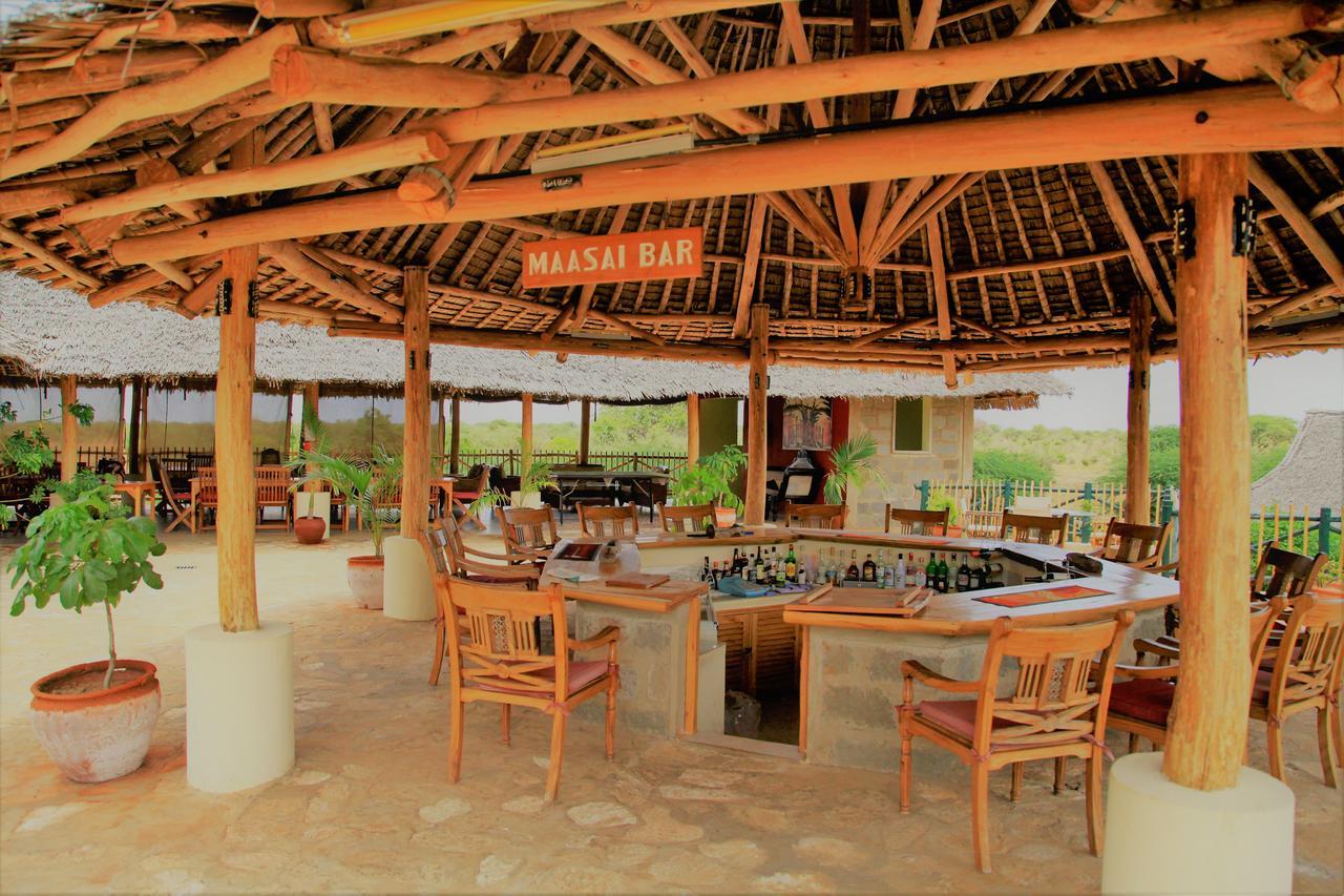 Manyatta Camp Hotel Voi Exterior photo